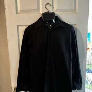 Van Heusen Black Long-Sleeve Dress Shirt